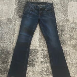 Women’s size 26 boot cut jeans in good condition